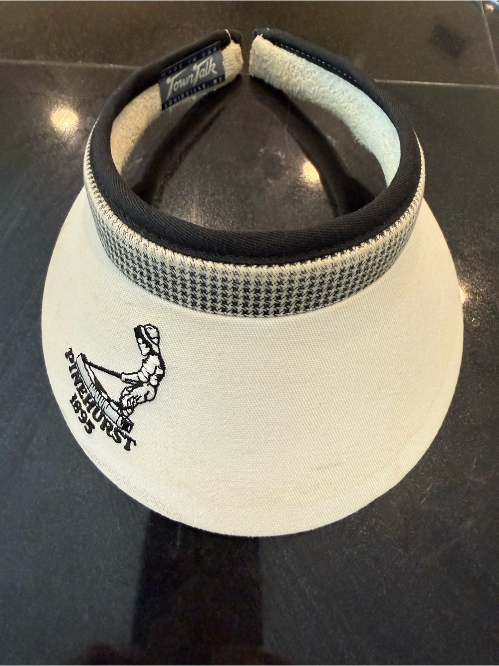 Sun Visor in Cream and Black with Pinehurst logo